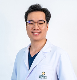 Teeranai  Chaichanawong, M.D. image