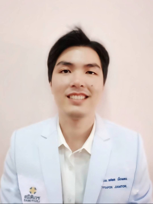 นายแพทย์   ทศพล  เจียมตน
