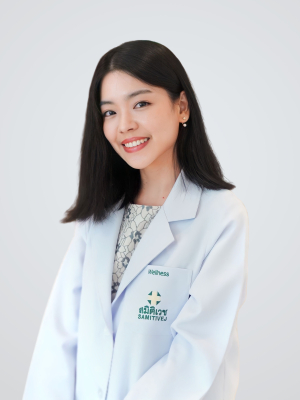 แพทย์หญิง อาทิตยา ขจรพิสิฐศักดิ์